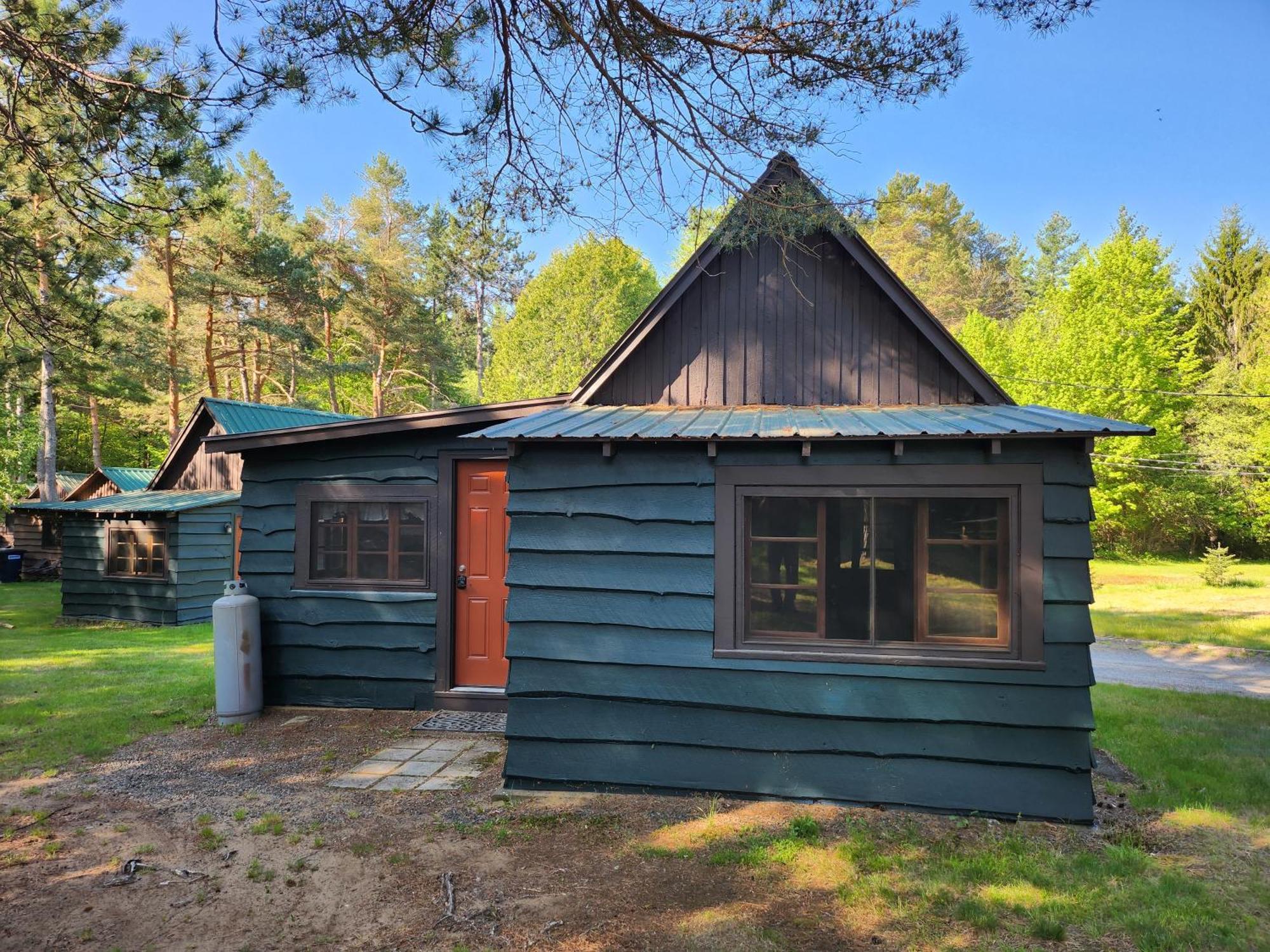 Moreno'S Adirondack Cabins Saranac Lake Dış mekan fotoğraf