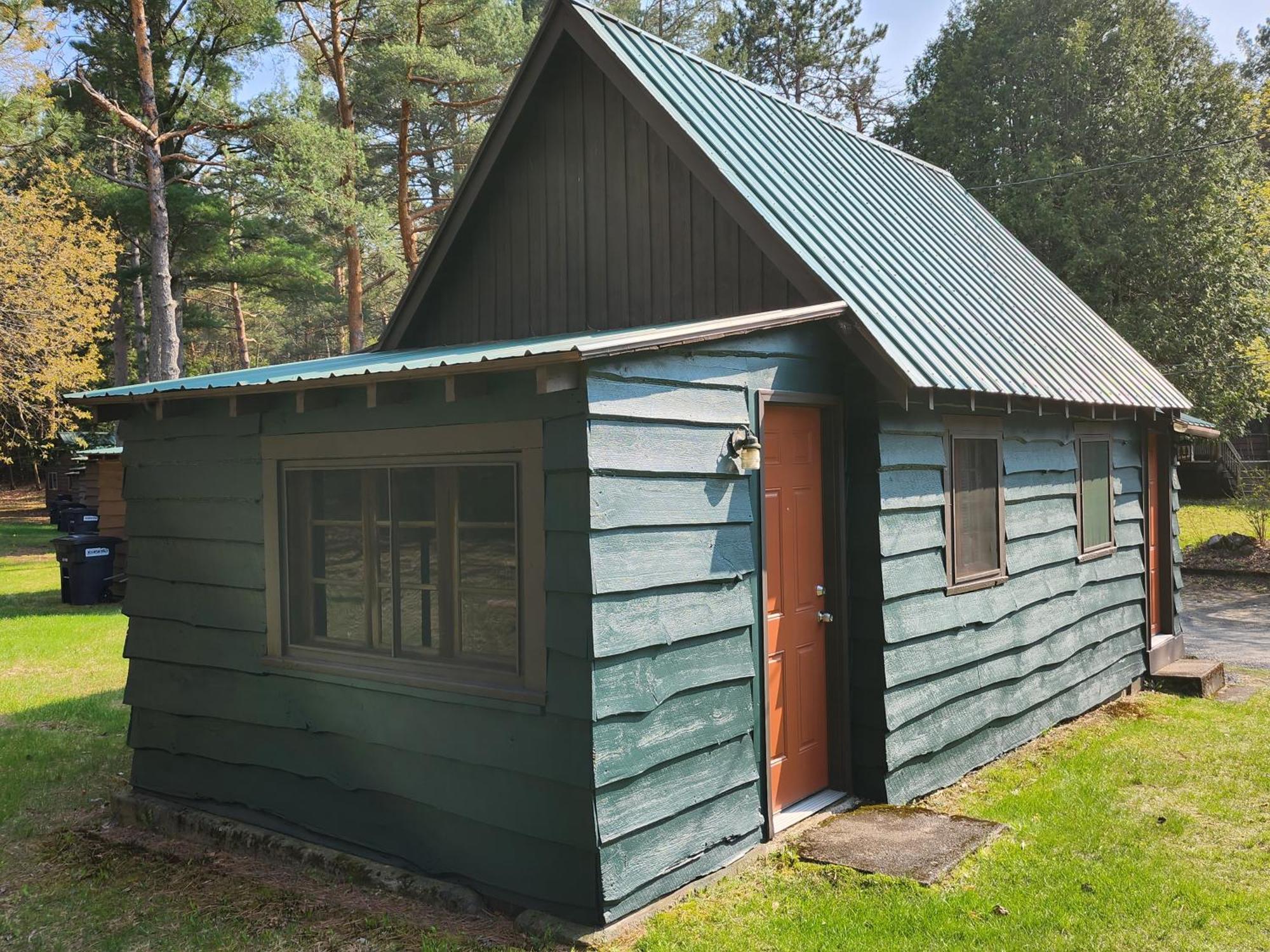 Moreno'S Adirondack Cabins Saranac Lake Dış mekan fotoğraf