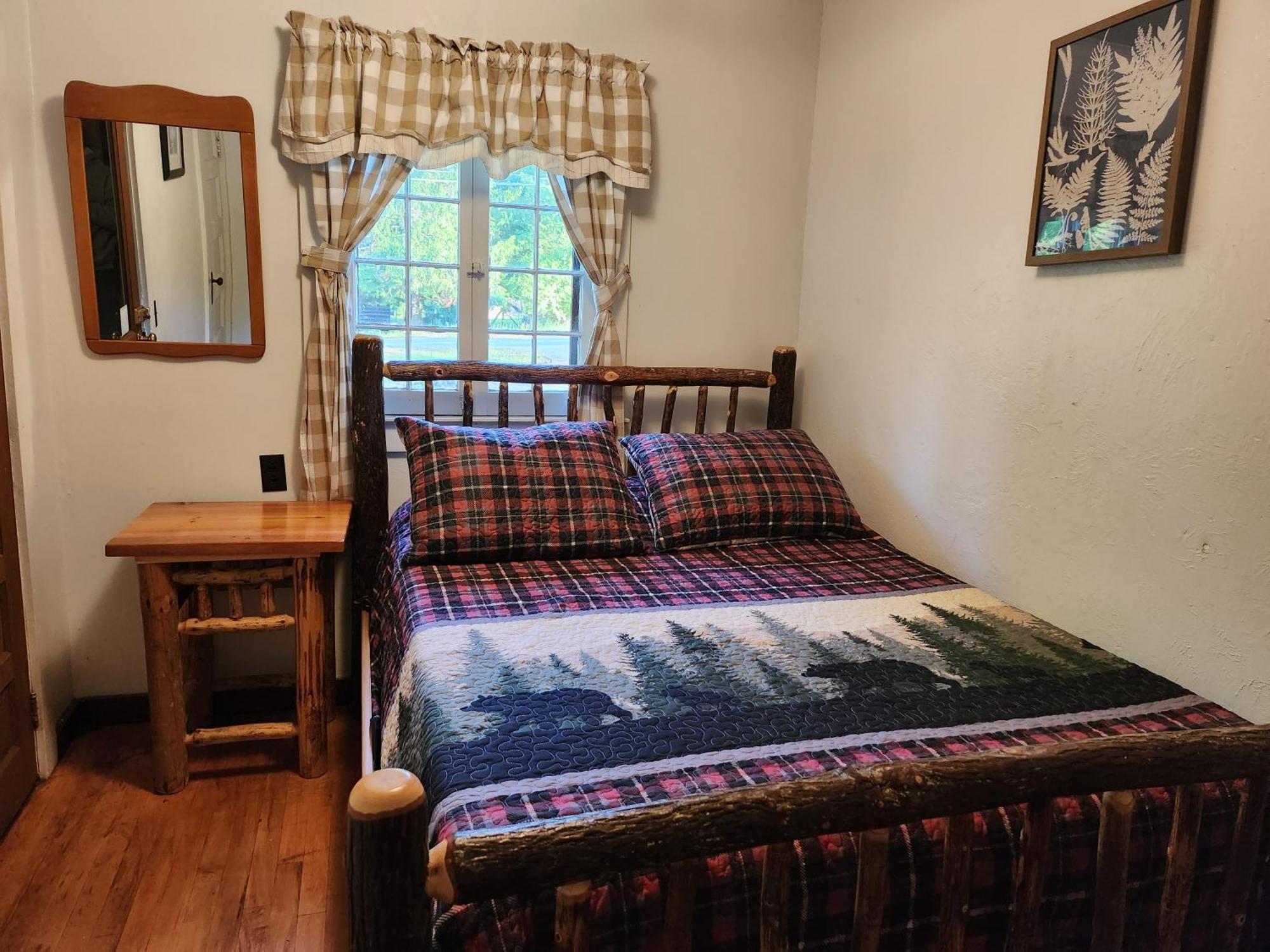 Moreno'S Adirondack Cabins Saranac Lake Dış mekan fotoğraf