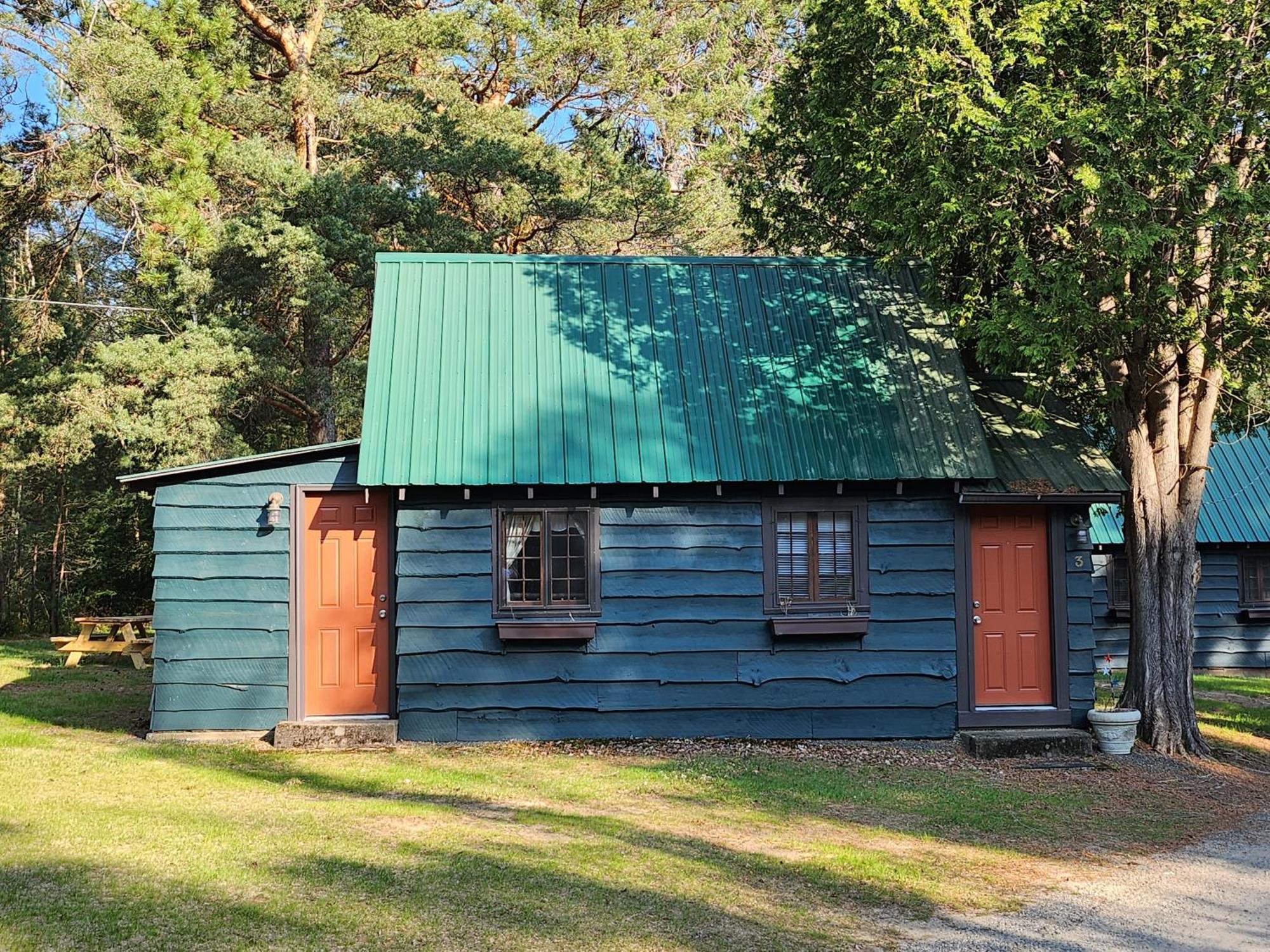 Moreno'S Adirondack Cabins Saranac Lake Dış mekan fotoğraf